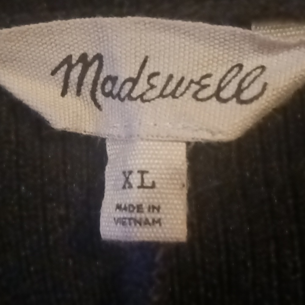 FINAL PRICE Madewell poly/elastane blend s/s black v-neck wrap dress